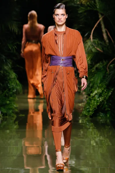 Look 14